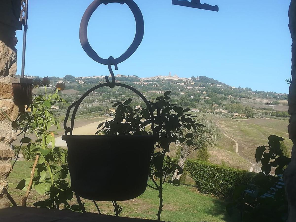 Agriturismo Casa Al Povero Volterra Exterior photo